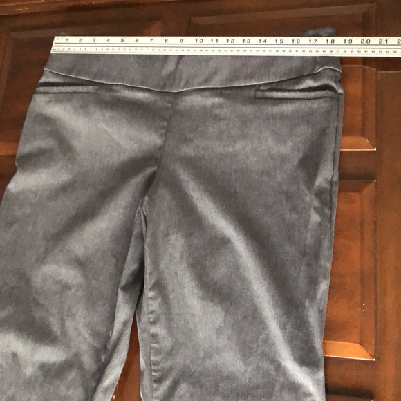 Woman’s Terra & Sky size 14W gray slacks with front pockets and tummy control - Picture 2 of 12